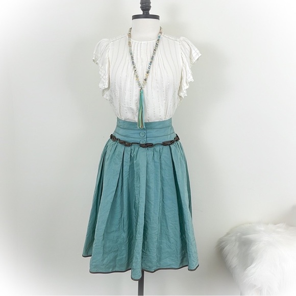 💕Beautiful Teal Colored Full Cue Skirt Beautiful Brown Trim Detail💕 - Picture 2 of 10